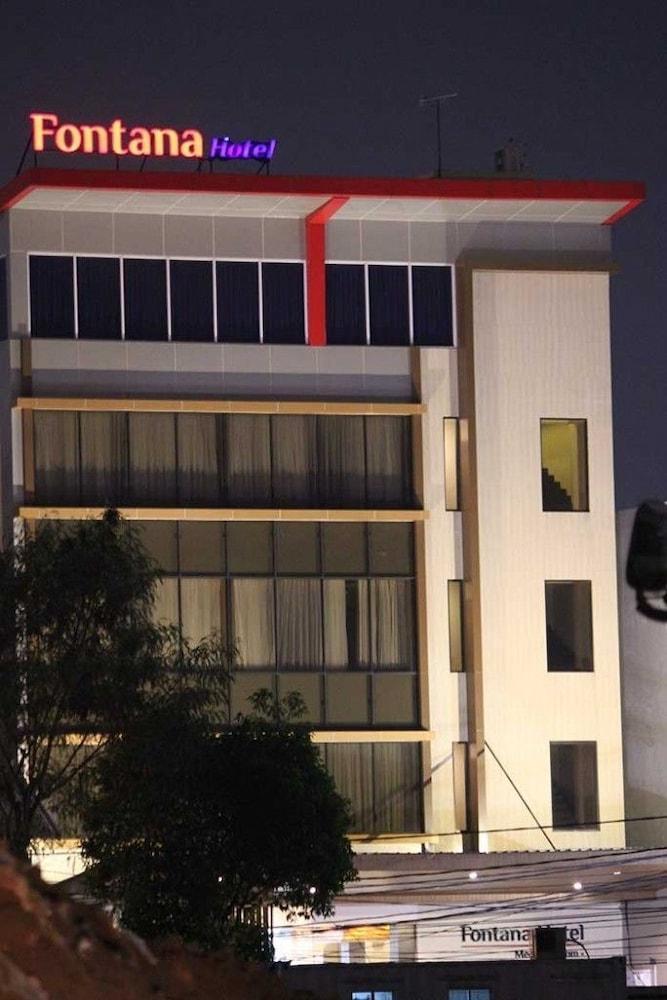 Fontana Hotel Джакарта Екстериор снимка