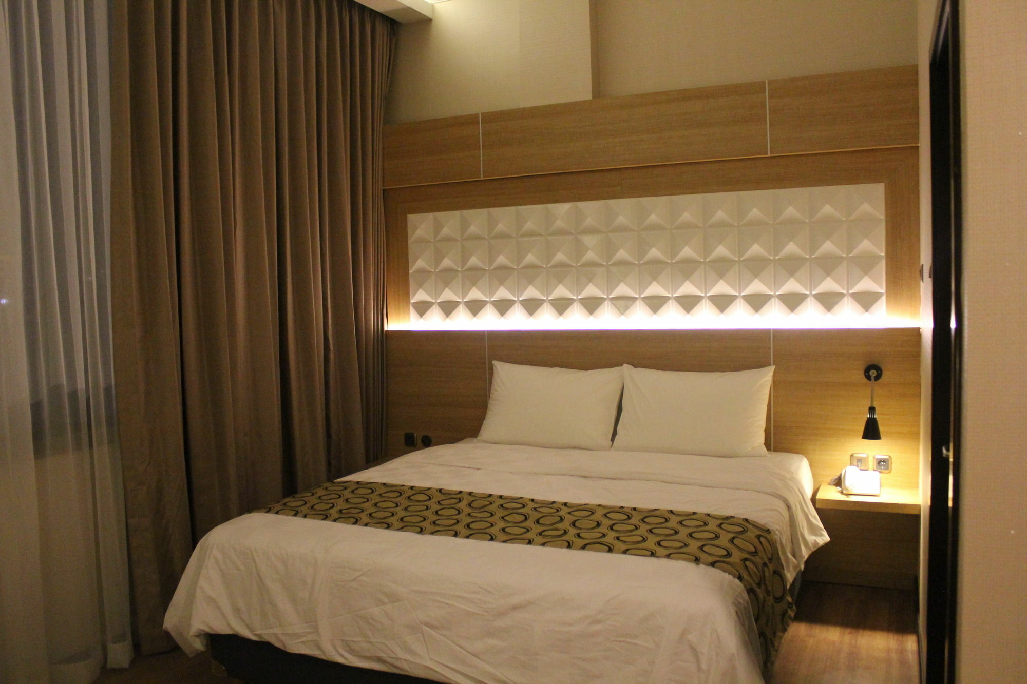 Fontana Hotel Джакарта Екстериор снимка